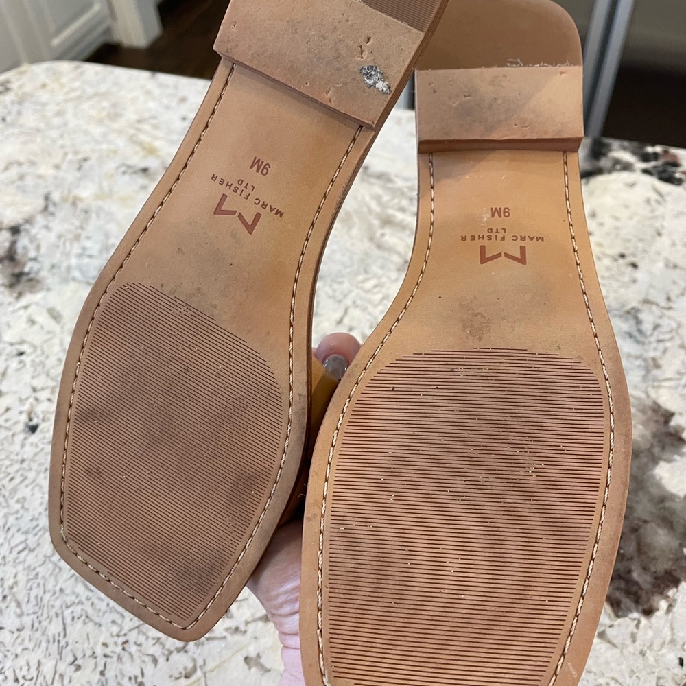 Marc Fisher Comfy Slides! - image 3